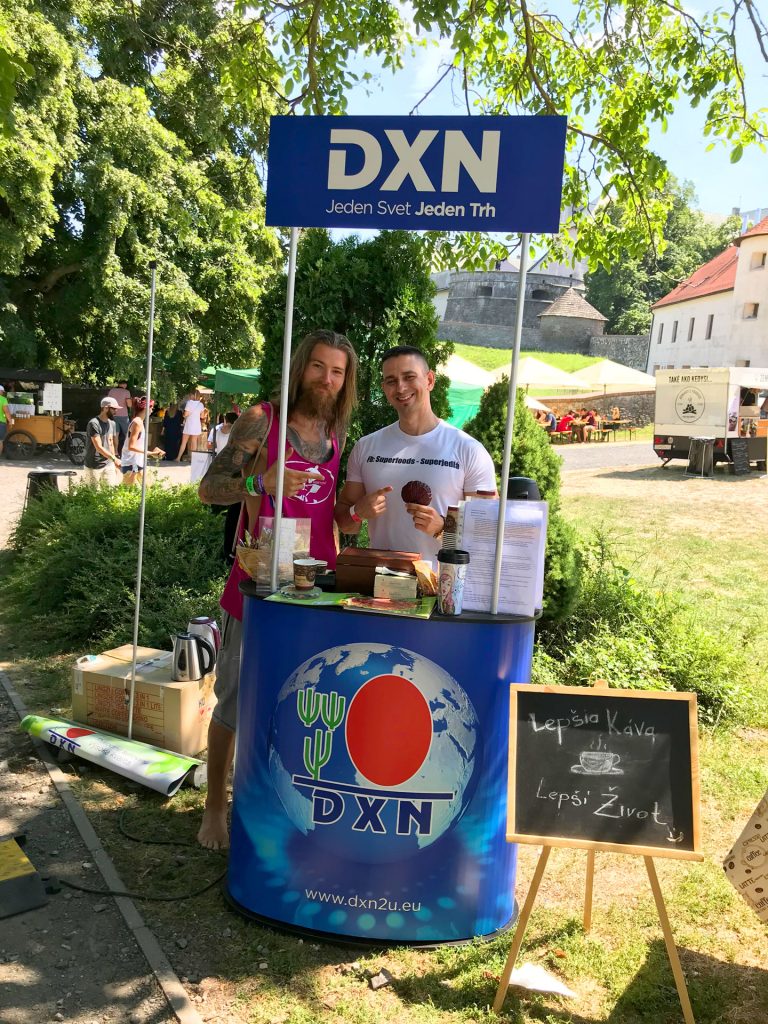 DXN stall - vegday cerveny kamen